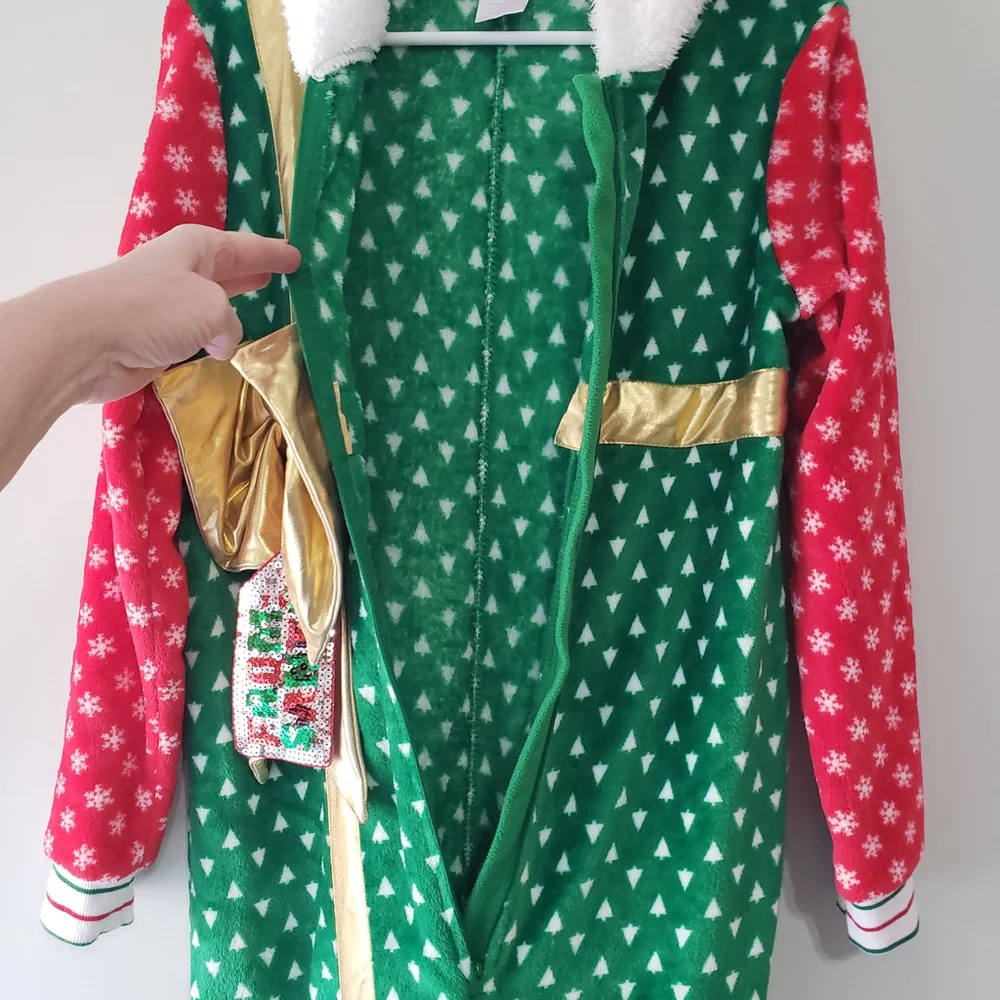 Secret Treasures Women Medium Pajamas One Piece Christmas Holiday Cozy Red Green